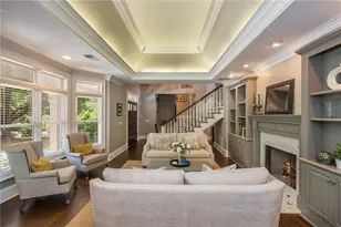 1025 Stonegate Ct, Roswell, GA 30075 - Photo 9