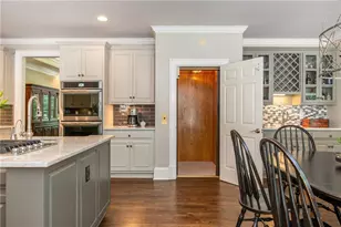 1025 Stonegate Ct, Roswell, GA 30075 - Photo 27