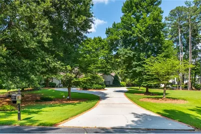 1025 Stonegate Court, Roswell, GA 30075 - Photo 93