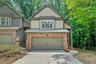 121 Creighton Ln, Marietta, GA 30008 - Photo 1