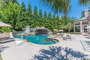 730 Glenairy Dr, Sandy Springs, GA 30328 - Photo 19