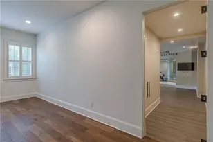730 Glenairy Dr, Sandy Springs, GA 30328 - Photo 151