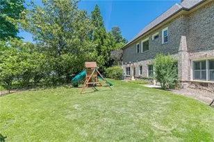 730 Glenairy Dr, Sandy Springs, GA 30328 - Photo 7