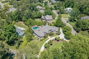 730 Glenairy Dr, Sandy Springs, GA 30328 - Photo 9