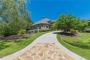 730 Glenairy Dr, Sandy Springs, GA 30328 - Photo 3
