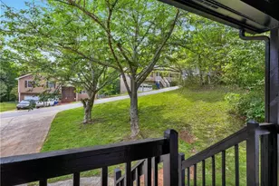 225 Hampton Dr, Dallas, GA 30132 - Photo 17