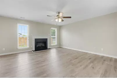 375 Walton View, Fairburn, GA 30213 - Photo 9