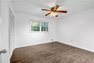 1327 Cotton Creek Dr, Lawrenceville, GA 30045 - Photo 5