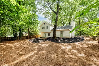 627 Ridge Avenue, Stone Mountain, GA 30083 - Photo 5