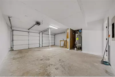 627 Ridge Avenue, Stone Mountain, GA 30083 - Photo 13