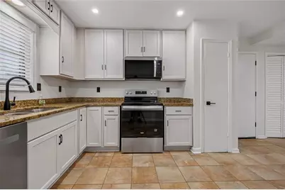 627 Ridge Avenue, Stone Mountain, GA 30083 - Photo 15