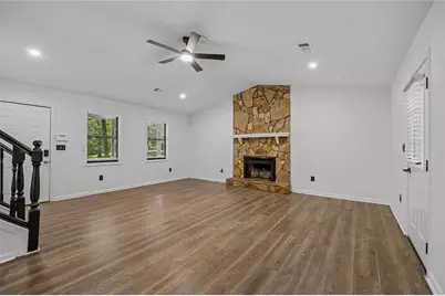 627 Ridge Avenue, Stone Mountain, GA 30083 - Photo 11