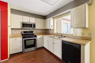58 Doranne Court SE, Smyrna, GA 30080 - Photo 13