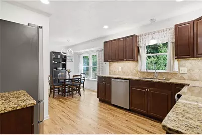 4512 Mountain Creek Drive NE, Roswell, GA 30075 - Photo 13