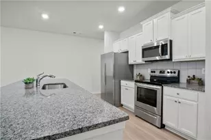 239 Turner Ln, Woodstock, GA 30188 - Photo 7
