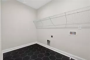7536 Parkland Bend, Fairburn, GA 30213 - Photo 19