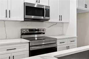 7536 Parkland Bend, Fairburn, GA 30213 - Photo 17