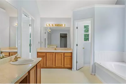 4001 English Valley Drive, Ellenwood, GA 30294 - Photo 27