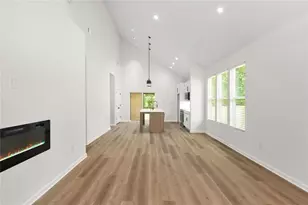 1470 Monteel Dr NW, Atlanta, GA 30318 - Photo 5