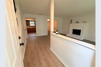 702 Redland Drive, Jonesboro, GA 30238 - Photo 3