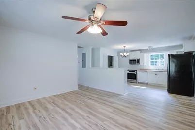 2968 Sky Lake Circle, Gainesville, GA 30506 - Photo 3