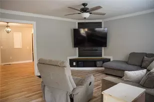 11 Mountainside Dr E, Dawsonville, GA 30534 - Photo 7