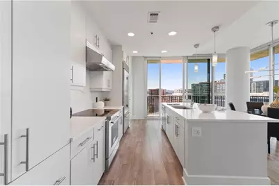 1080 Peachtree Street NE #2111, Atlanta, GA 30309 - Photo 15