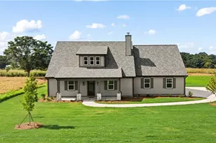 1140 Madison Hills Dr, Madison, GA 30650 - Photo 3