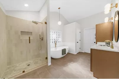 1661 Oak Ridge Circle SW, Stone Mountain, GA 30087 - Photo 37