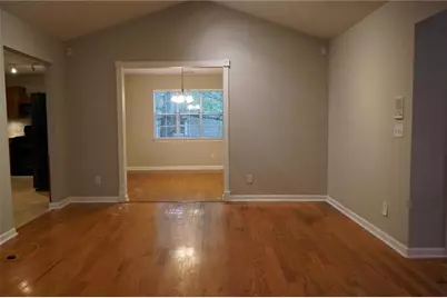 210 Radner Run, Lawrenceville, GA 30043 - Photo 5