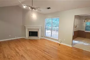 210 Radner Run, Lawrenceville, GA 30043 - Photo 9