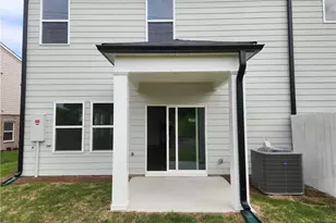 1050 Sunny Lk Dr, Lawrenceville, GA 30043 - Photo 25