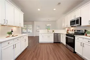 6728 Pierless Ave, Buford, GA 30518 - Photo 11