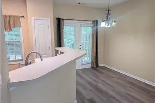 1203 Blairs Pointe Dr, Austell, GA 30168 - Photo 5
