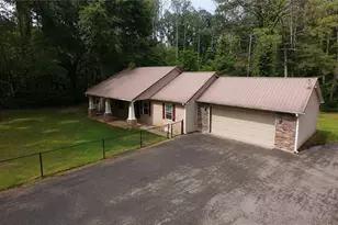 654 Peeples Valley Rd NE, Cartersville, GA 30121 - Photo 1