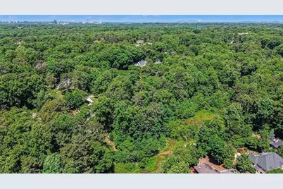 4575 Tall Pines Drive NW, Atlanta, GA 30327 - Photo 9