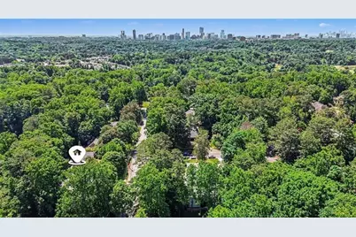 4575 Tall Pines Drive NW, Atlanta, GA 30327 - Photo 23