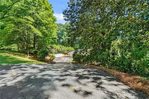 4575 Tall Pines Dr NW, Atlanta, GA 30327 - Photo 21