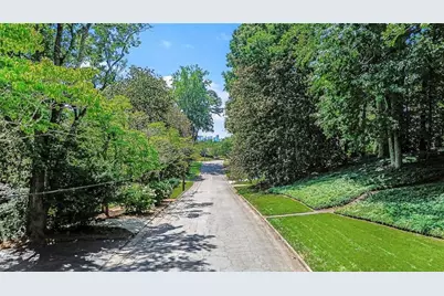 4575 Tall Pines Drive NW, Atlanta, GA 30327 - Photo 23