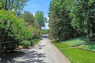 4575 Tall Pines Dr NW, Atlanta, GA 30327 - Photo 23