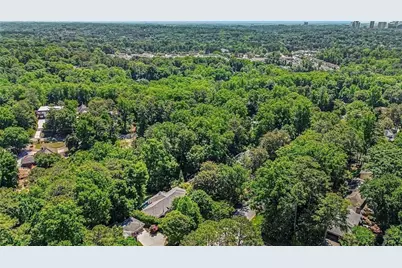 4575 Tall Pines Drive NW, Atlanta, GA 30327 - Photo 17