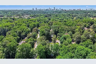 4575 Tall Pines Drive NW, Atlanta, GA 30327 - Photo 27