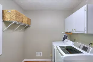 2315 Fisher Dr, Loganville, GA 30052 - Photo 11