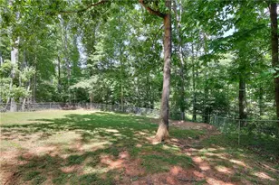 2315 Fisher Dr, Loganville, GA 30052 - Photo 25