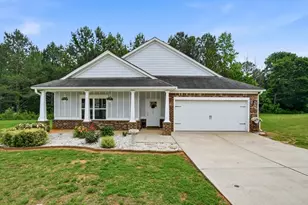 708 Thistle Ct, Locust Grove, GA 30248 - Photo 1
