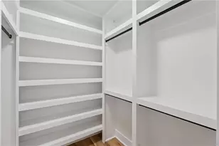 1818 Briarlake Cir, Decatur, GA 30033 - Photo 25