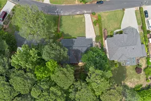 1818 Briarlake Cir, Decatur, GA 30033 - Photo 35