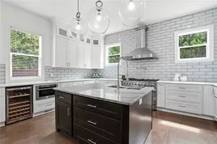 2415 Rugby Ave, Atlanta, GA 30337 - Photo 9