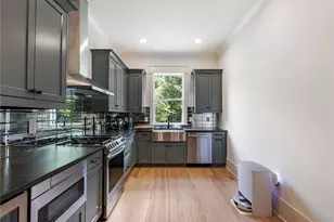 566 Versailles Dr, Auburn, GA 30011 - Photo 23