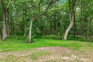 566 Versailles Dr, Auburn, GA 30011 - Photo 81